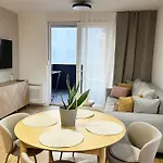 Apartament By Mare Free Garage Parking