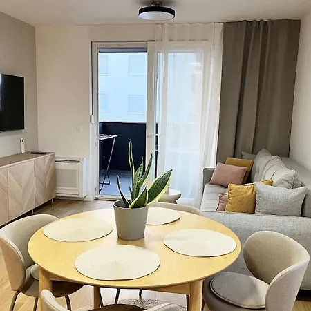 Apartment By Mare