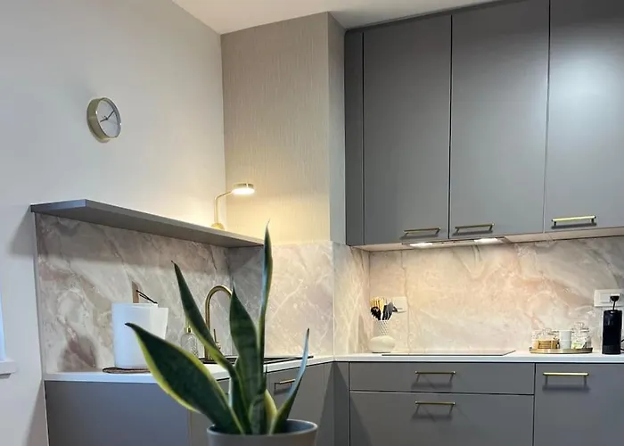 By Mare Free Garage Parking Zadar